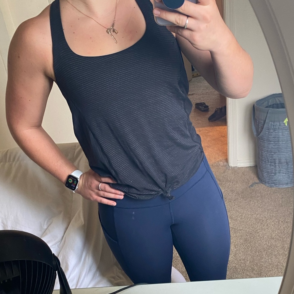 Lululemon tank with built in sports bra